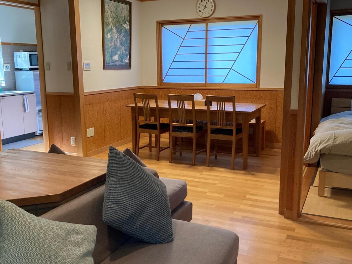 Shirokuma Lodge Hakuba Eksteriør billede