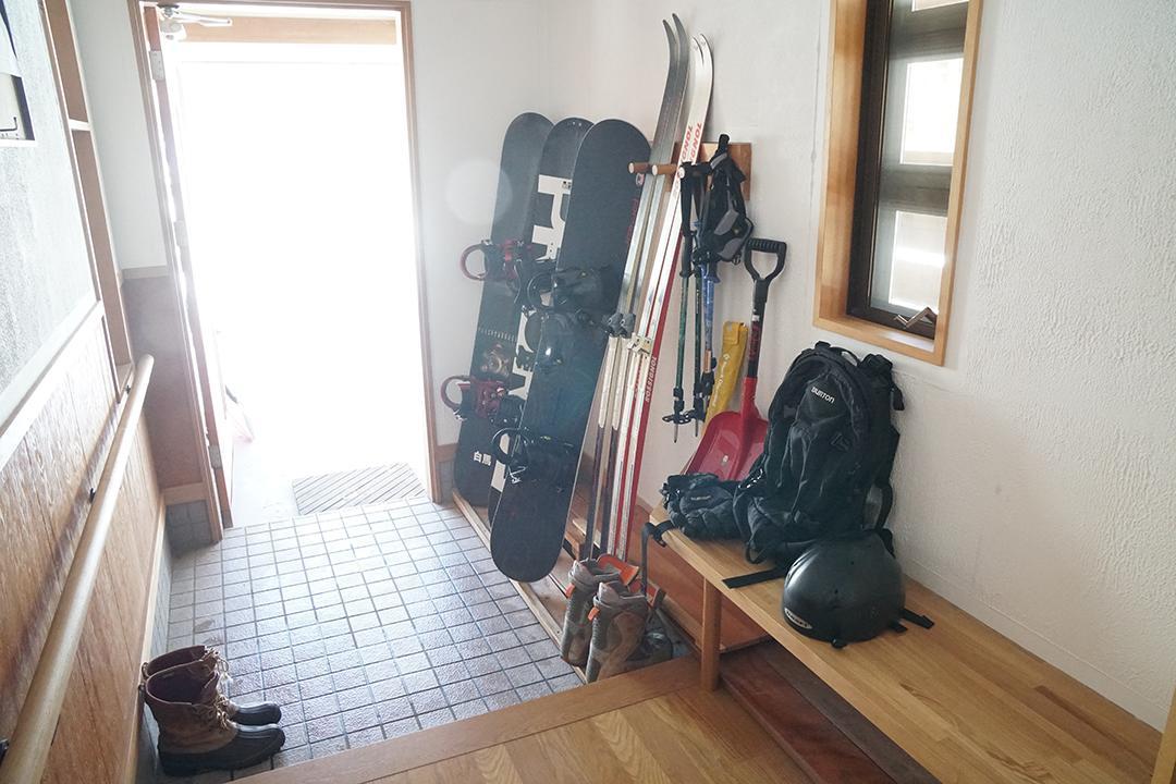 Shirokuma Lodge Hakuba Eksteriør billede